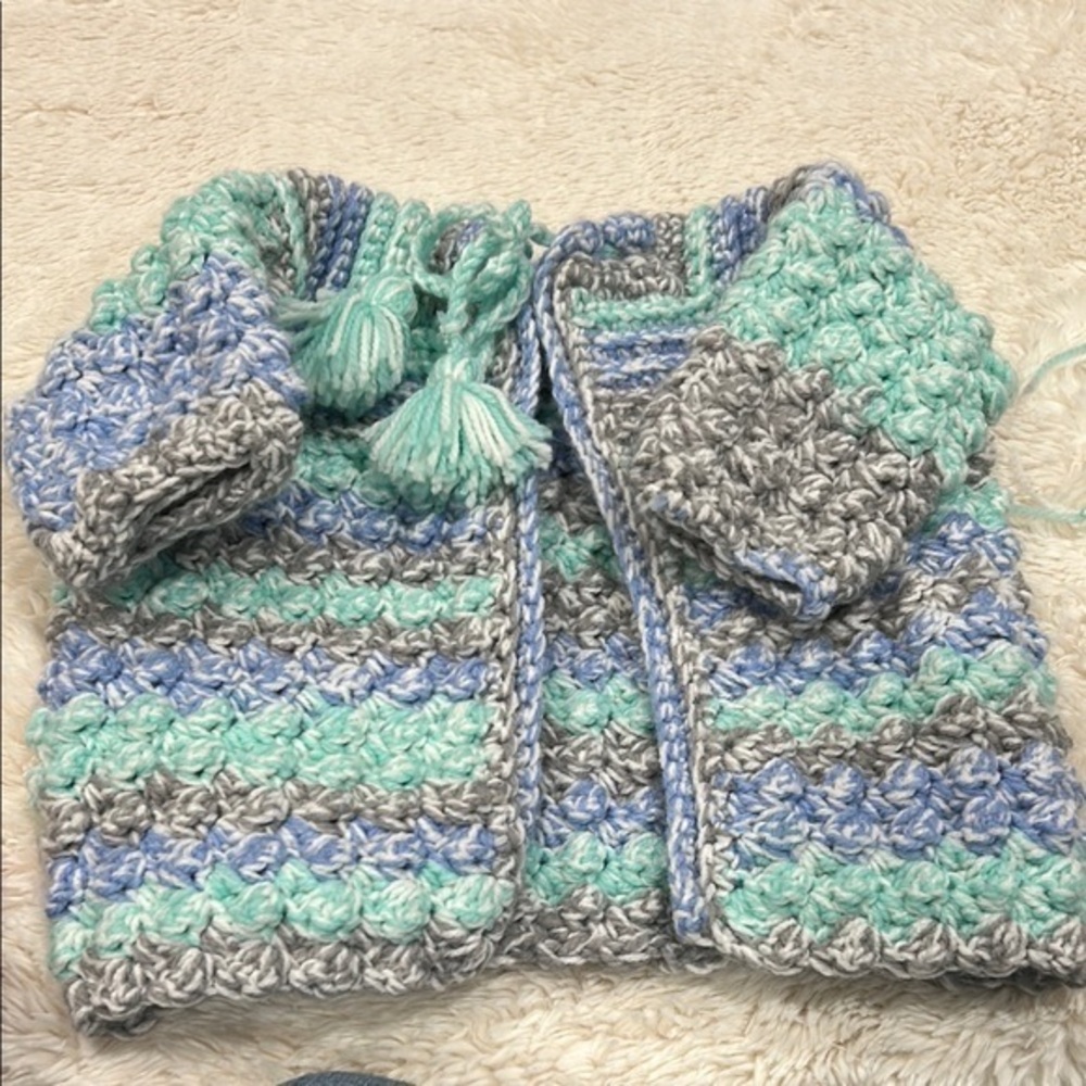 Handmade Crochet Baby Sweater with Booties… Granny Stitch Pattern